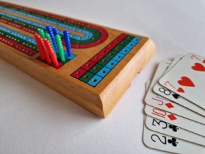 Cribbage board and cards